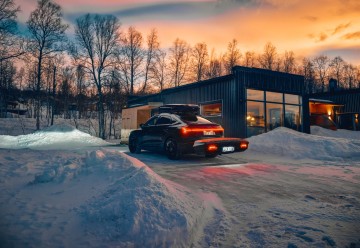 Large thulearcosxllshemavan25011814525